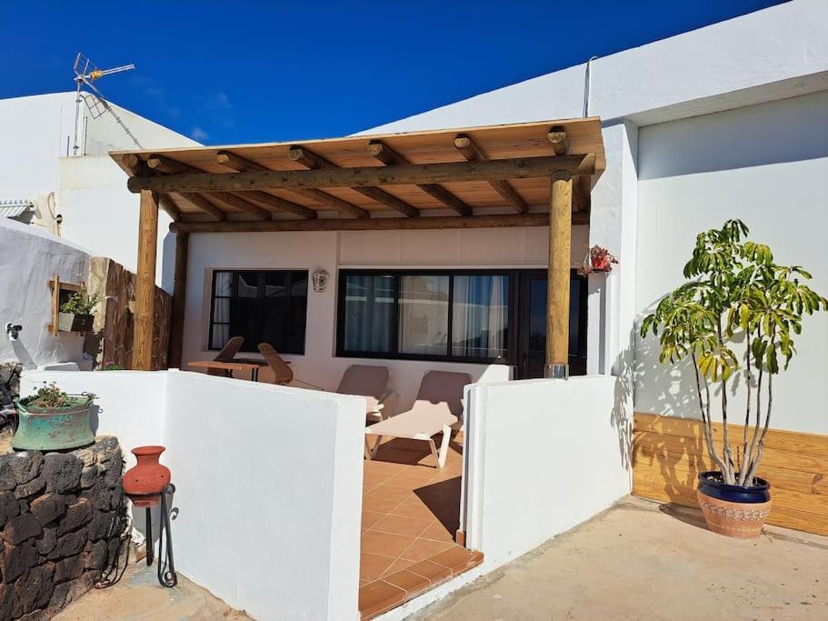 Apartamento Valentina Tias Exterior photo