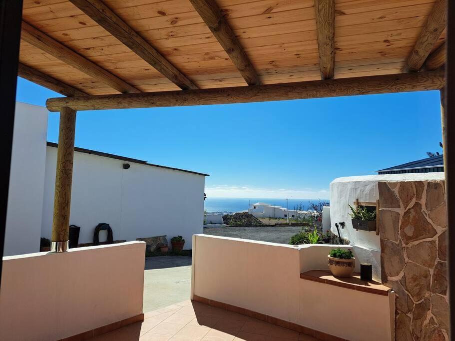 Apartamento Valentina Tias Exterior photo