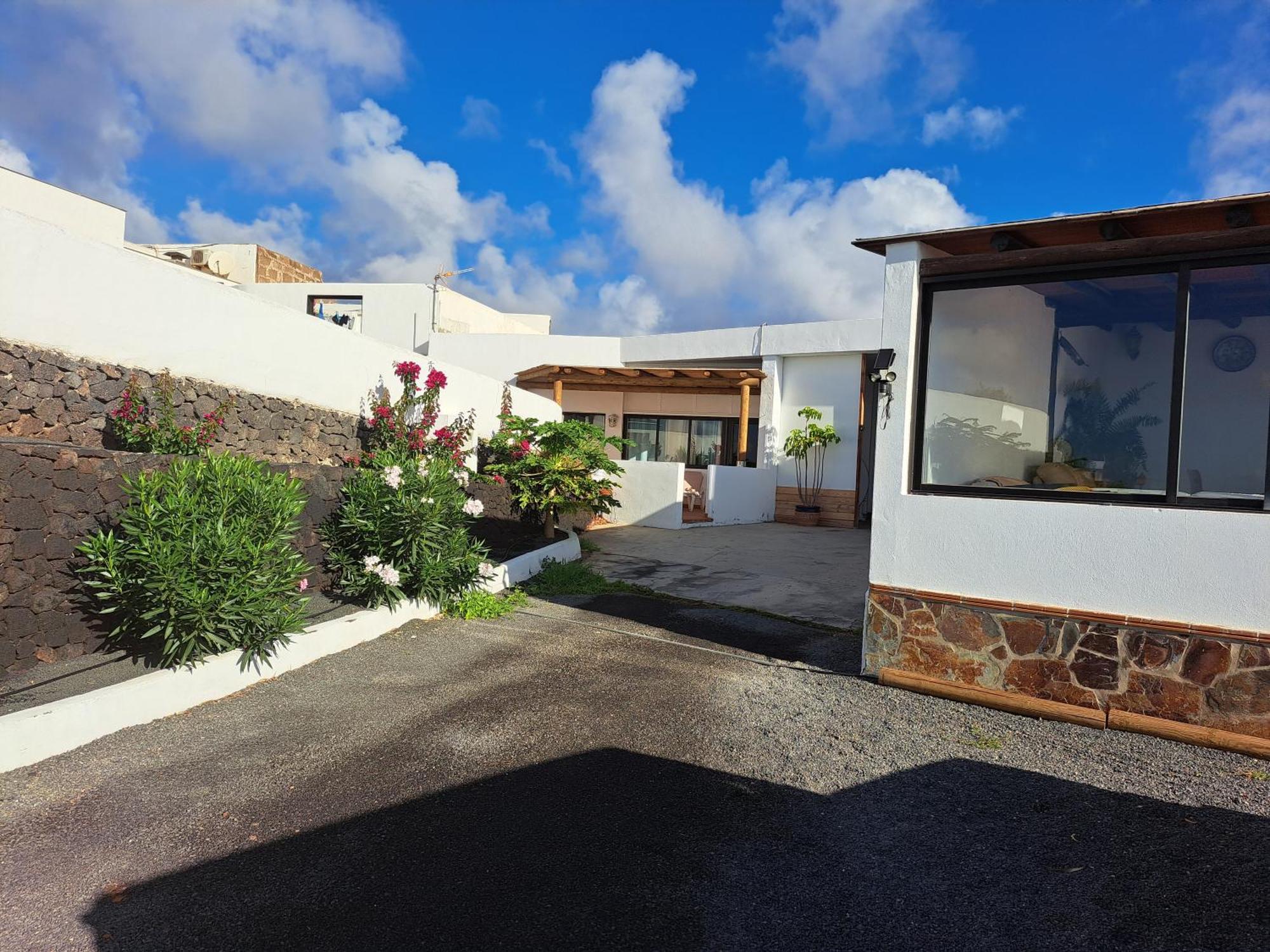 Apartamento Valentina Tias Exterior photo